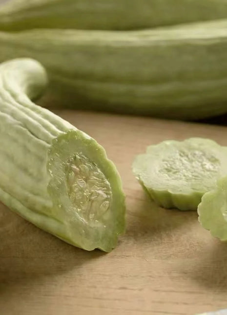 Armenian Yard-Long Cucumber – 30 Seeds