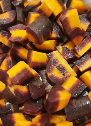 Cosmic Purple Carrot – 250 Seeds